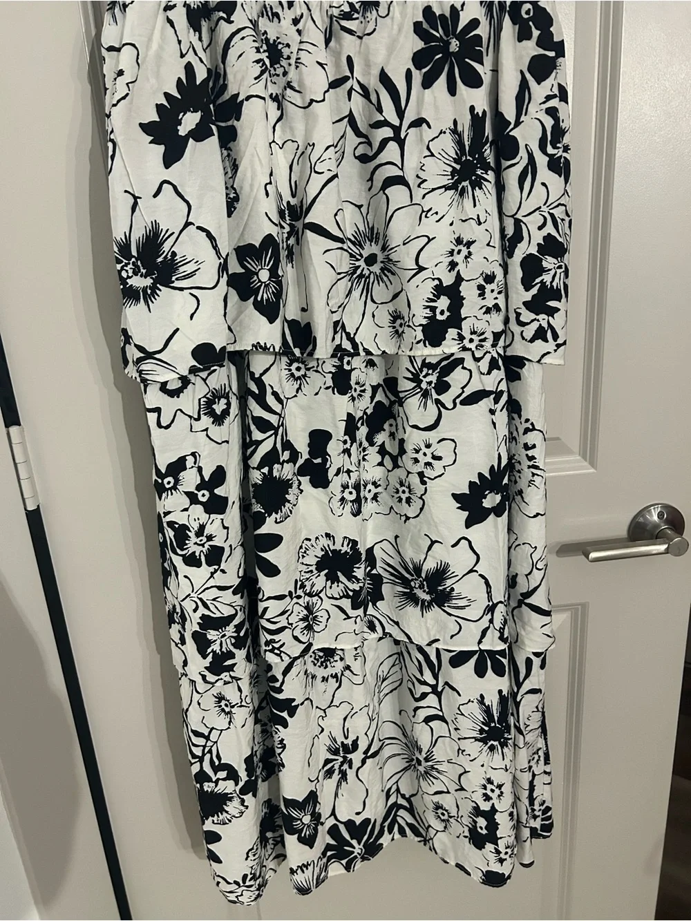 Abercrombie & Fitch Black and White Floral Maxi Dress